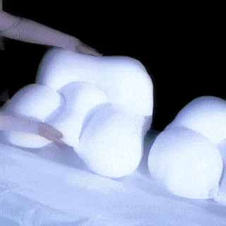 corlado | Anti-Contour Cloud Kissen