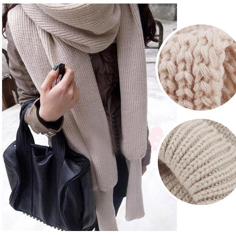 corlado | Herbst- und Wintermode gehäkelter Strickschal mit Ärmeln