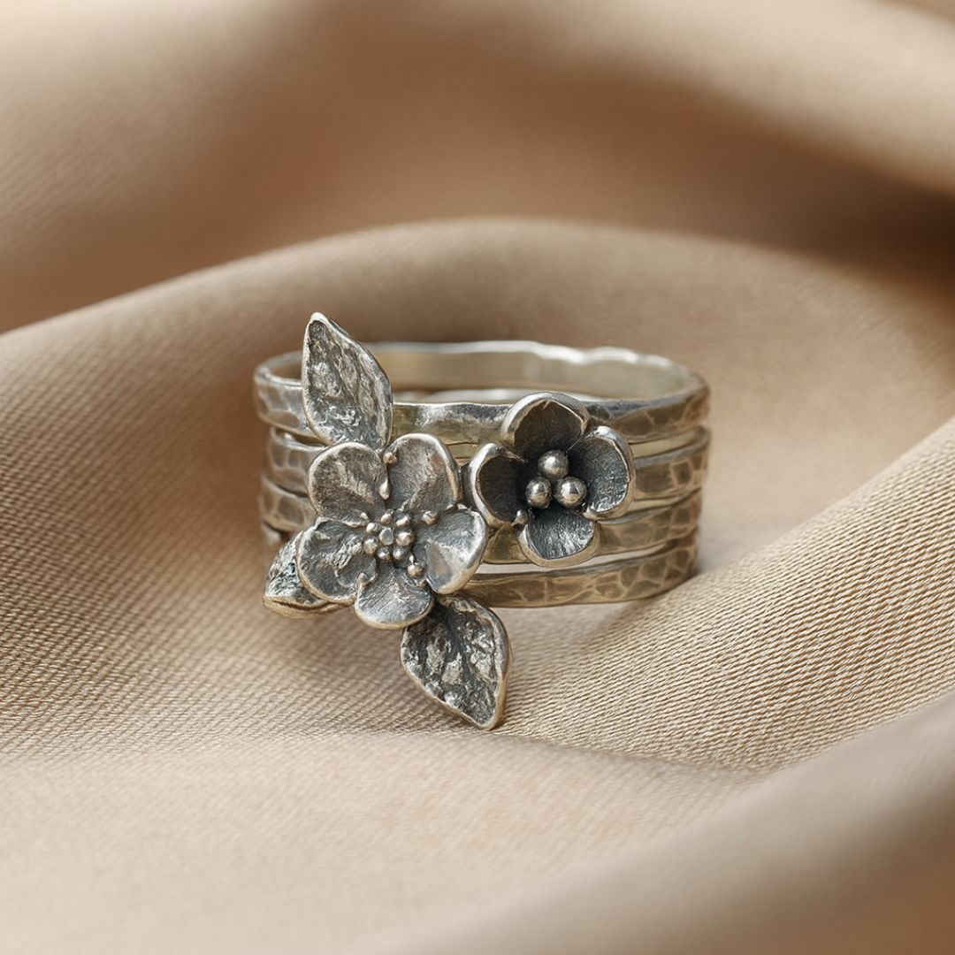 Vintage Blüten-Layer-Ring – Silberglanz