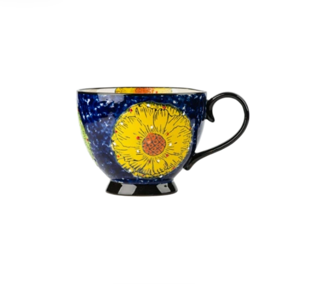 Große Keramiktasse mit Blumenmotiv für Kaffee und Tee