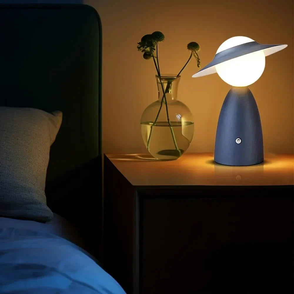 LumoCharge – Draadloze LED Oplaadlamp | Warm Licht & Modern Design