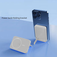 corlado | Magnetische drahtlose Powerbank mit Kickstand