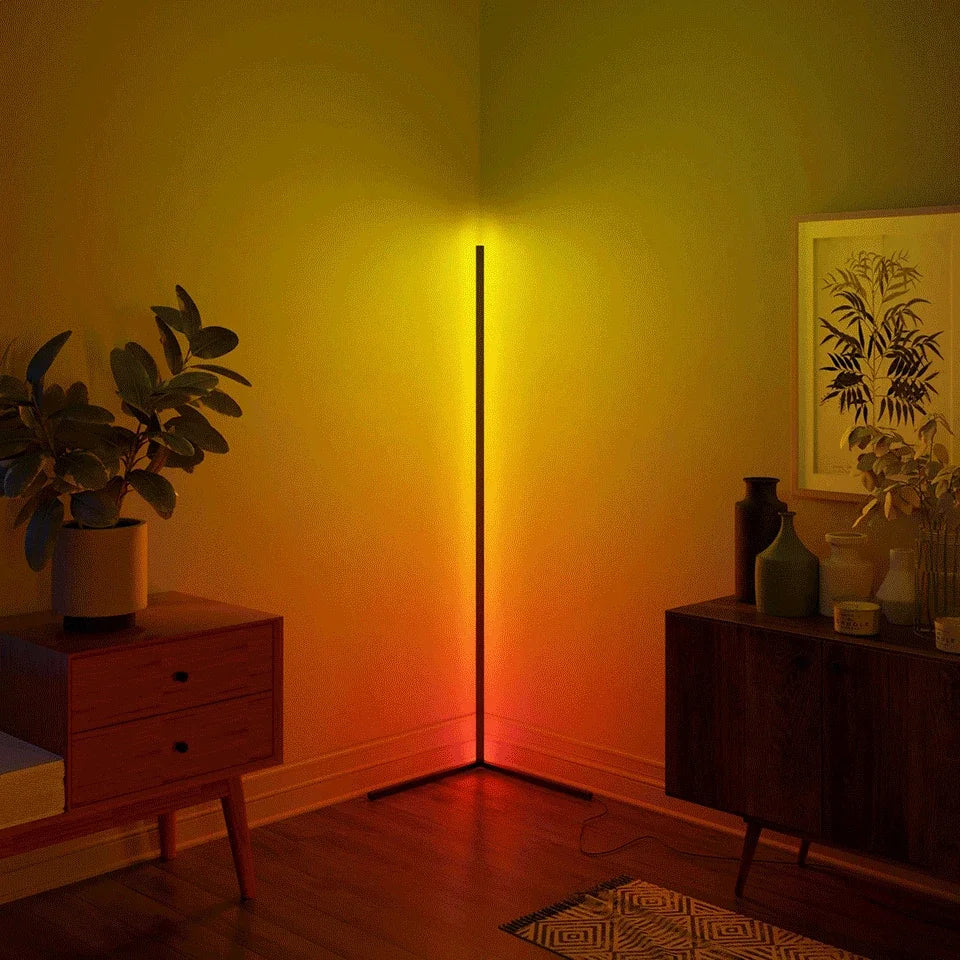 corlado | Smart RGB Traumfarbe Stehlampe – Musik-Synchronisations-LED-Stimmungslicht mit 16 Millionen Farben, APP & Fernsteuerung, moderne Stehleuchte