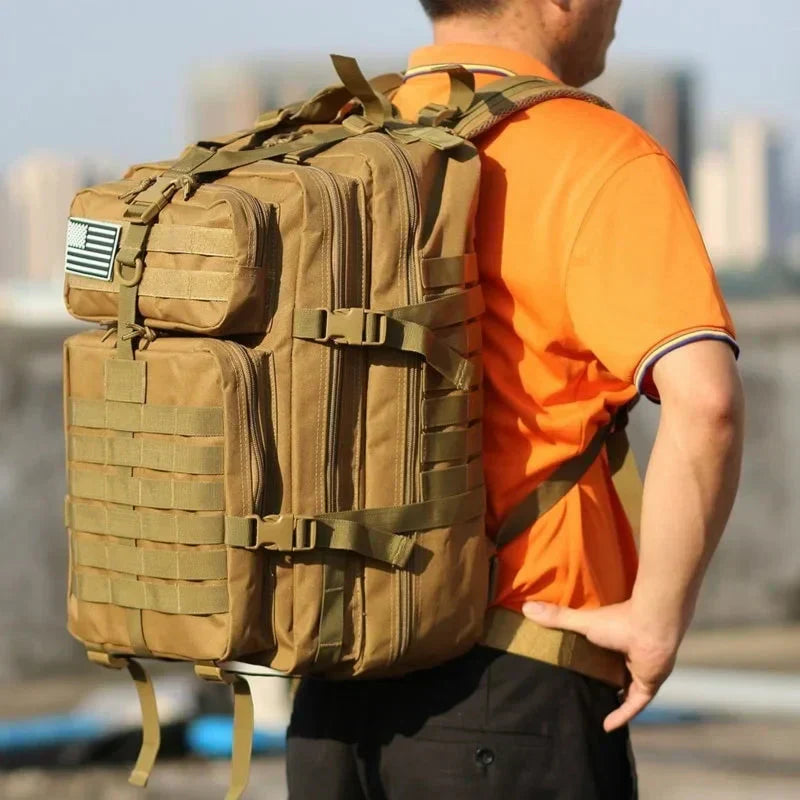 corlado | Wasserdichter Taktischer Rucksack – AdventurePack