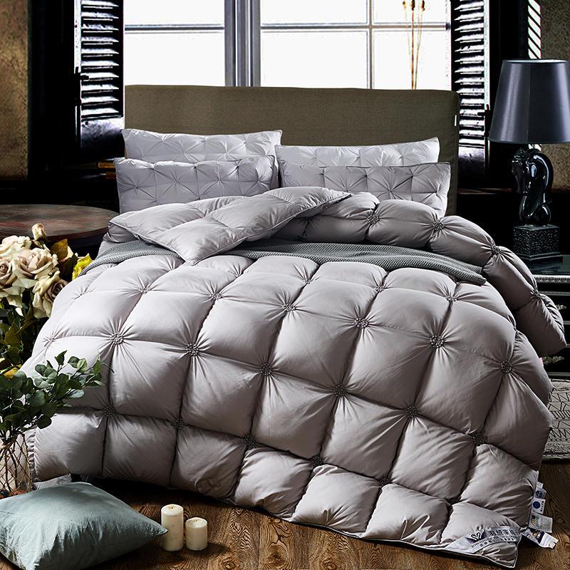 PlumeLux – Winter Bettdecke 100% Gänsedaunen gesteppt – Warm & Luxuriös