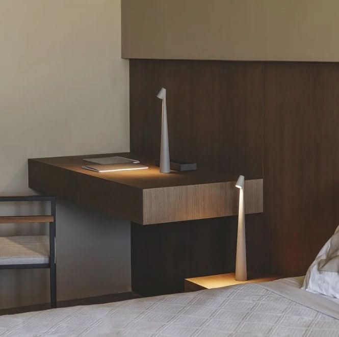 corlado | Wiederaufladbare tragbare LED-Tischlampe